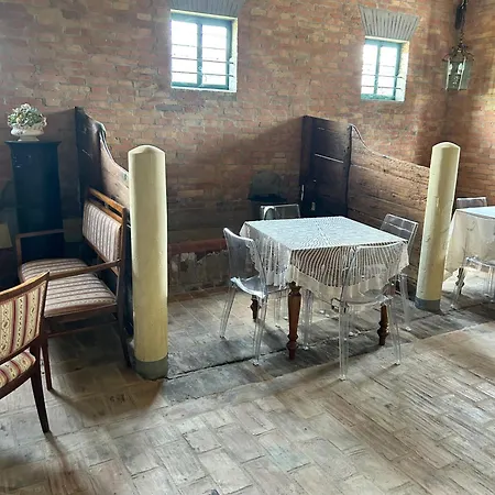 La Casa Delle Querce Bed and Breakfast *
