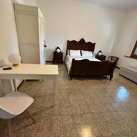 Bed and Breakfast La Casa Delle Querce